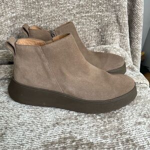 Fitflop F-Mode Suede‎ Flatform Zip Ankle Boots Women's 8.5 Almond Toe